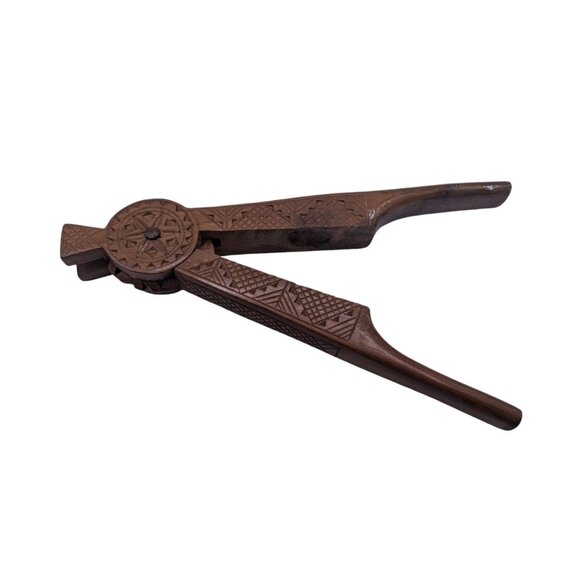 Yugoslavia Nutcracker Vintage ornate hand carved wooden geometric folk art - Picture 3 of 13